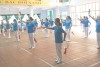 Người cao tuổi tập thể dục dưỡng sinh tại Nhà văn hóa người cao tuổi TP Cẩm Phả.