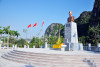 Tượng đài đồng chí Vũ Văn Hiếu - Bí thư Đặc khu ủy đầu tiên của Khu mỏ Quảng Ninh.