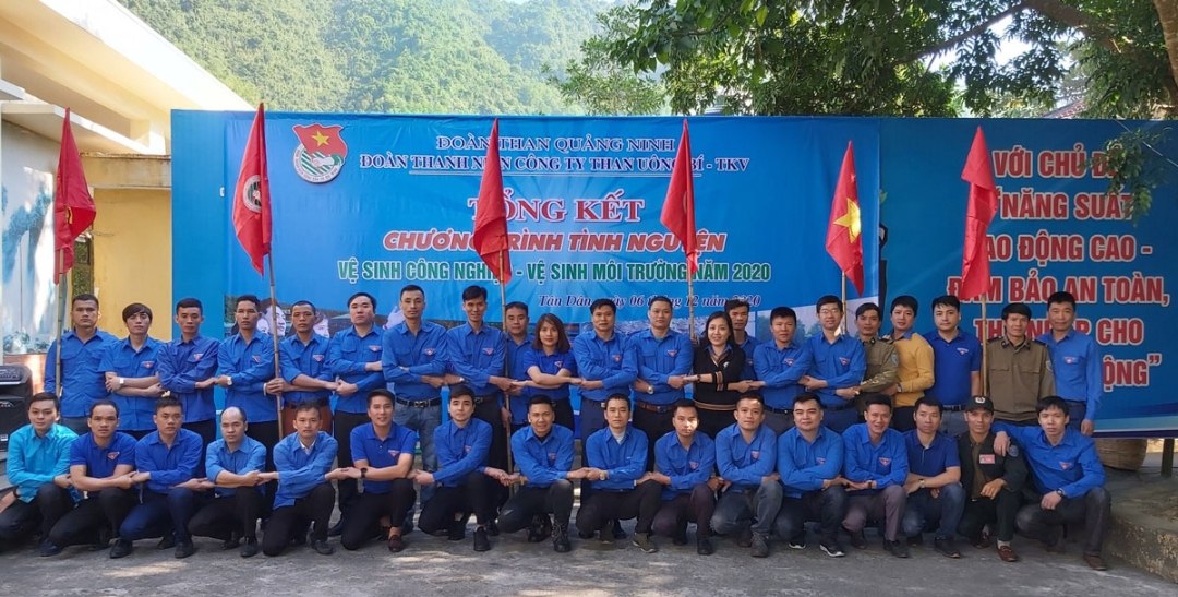 Gần 1.000 đoàn viên thanh niên Đoàn Than Quảng Ninh ra quân vệ sinh môi trường, vệ sinh công nghiệp