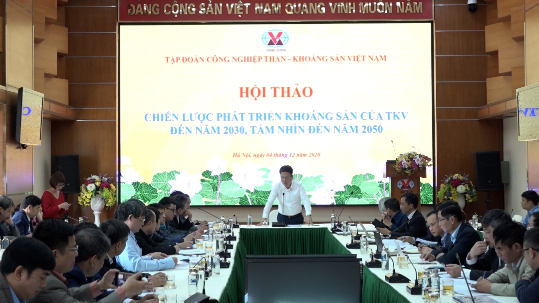 Phó Tổng giám đốc Tập đoàn Nguyễn Tiến Mạnh phát biểu tại Hội thảo