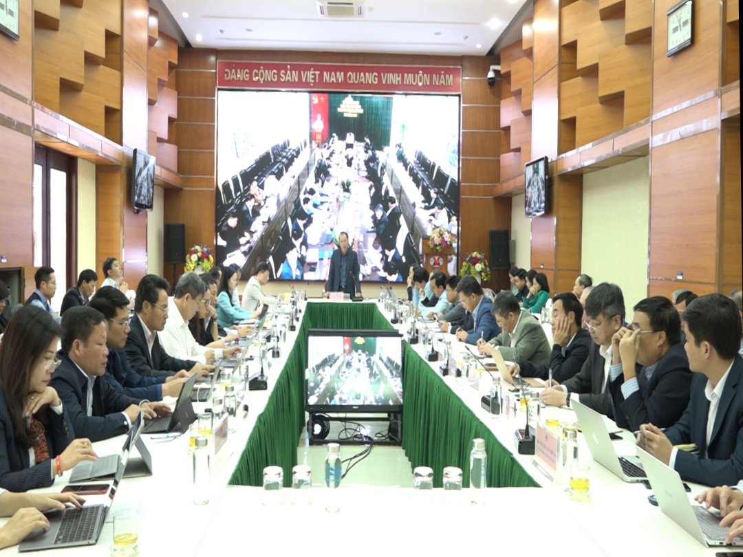 Tổng Giám đốc Tập đoàn Đặng Thanh Hải chủ trì hội nghị giao ban trực tuyến điều hành sản xuất tháng 12/2020