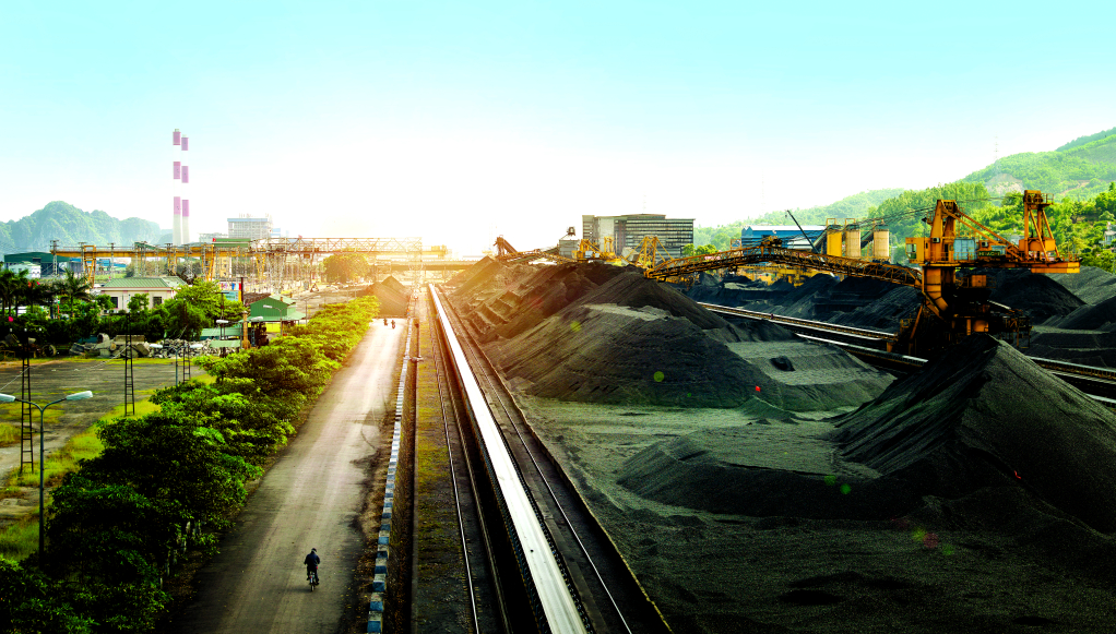 Sản xuất than tại Công ty Tuyển than Cửa Ông - TKV.