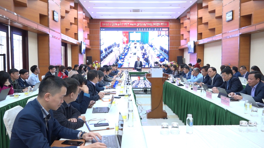 Quang cảnh hội nghị tại điểm cầu Trụ sở Tập đoàn tại Hà Nội
