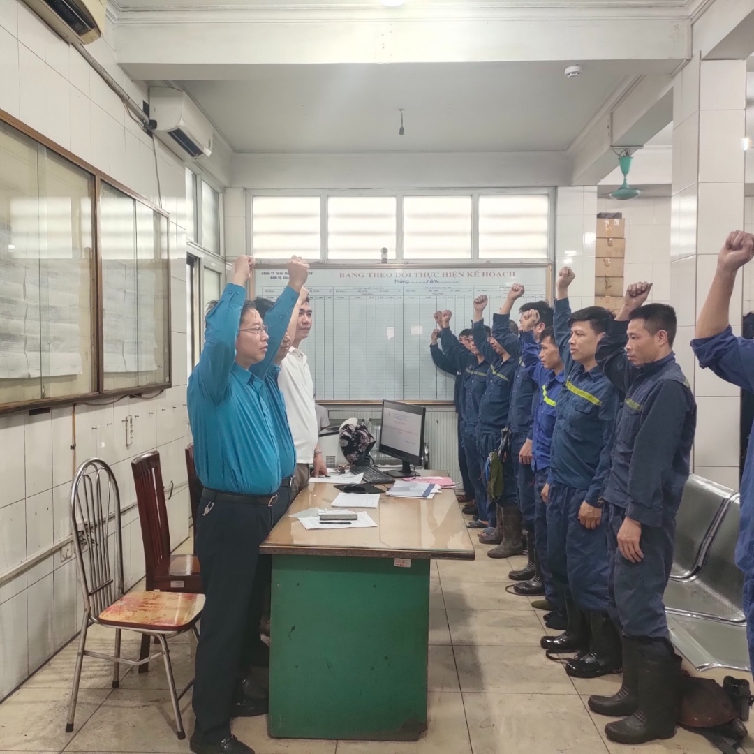 Phân xưởng Khai thác 7 phát động hưởng ứng Tháng Công nhân - Tháng An toàn, vệ sinh lao động năm 2023