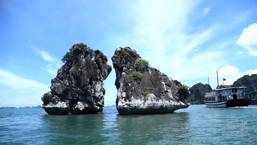 Tỉnh Quảng Ninh sẵn sàng mọi nguồn lực chủ động bảo tồn hòn Trống Mái vịnh Hạ Long