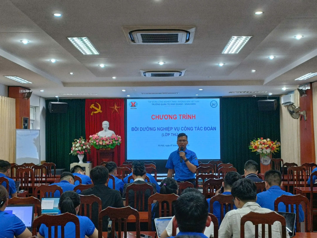 Khai giảng Lớp tập huấn, bồi dưỡng nghiệp vụ công tác Đoàn cho Cán bộ Đoàn cấp cơ sở năm 2025 (Lớp hai)