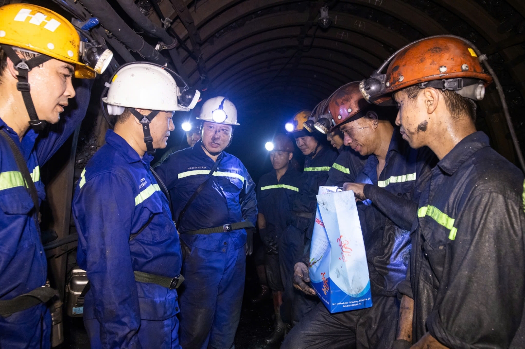 z6999539964457 7e24a9d5a0b82bb9885d3e5d1f1fc136