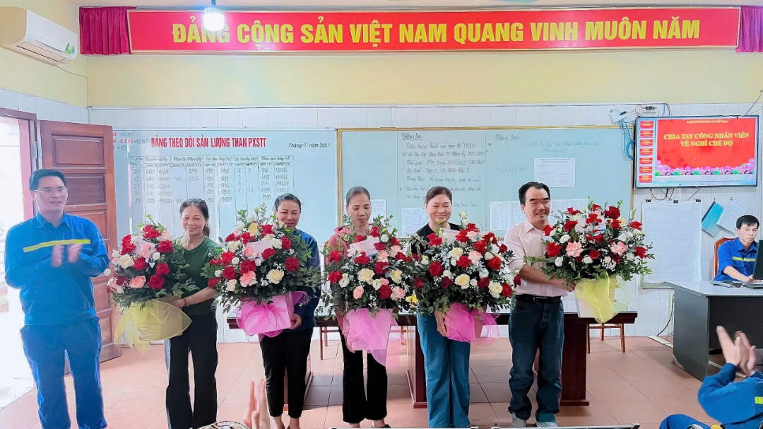 z7176344644307 b02c6586c281e03ab70e311350253809