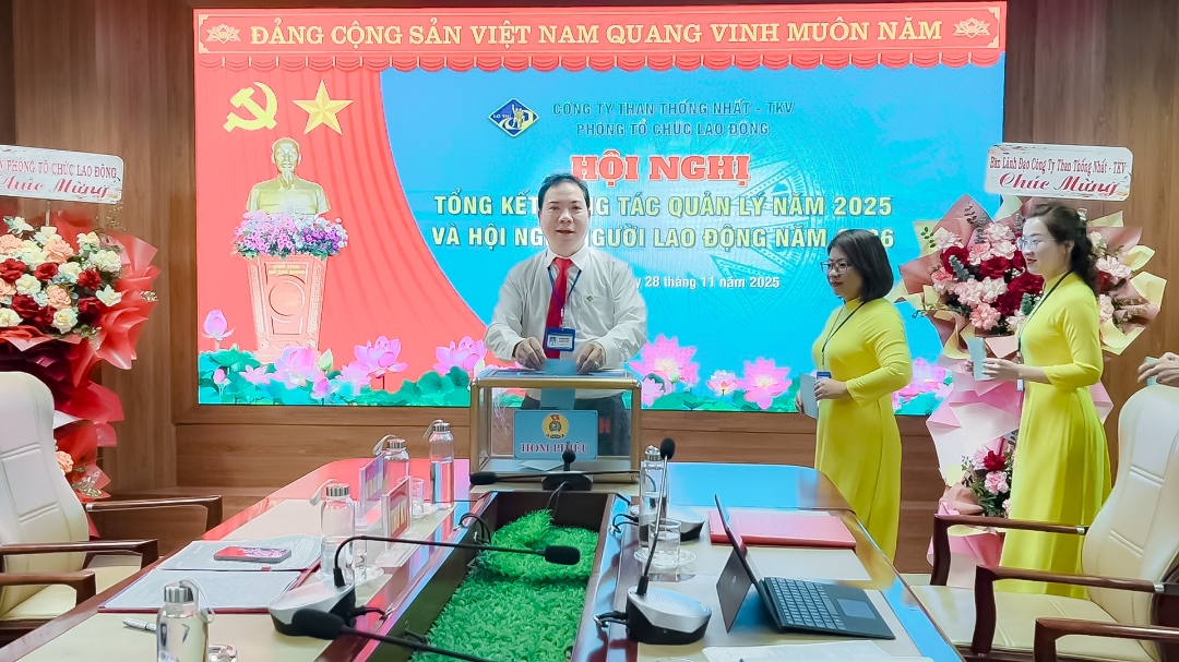 2025 11 28 17 46 img 4576 mov snapshot 00 06 252