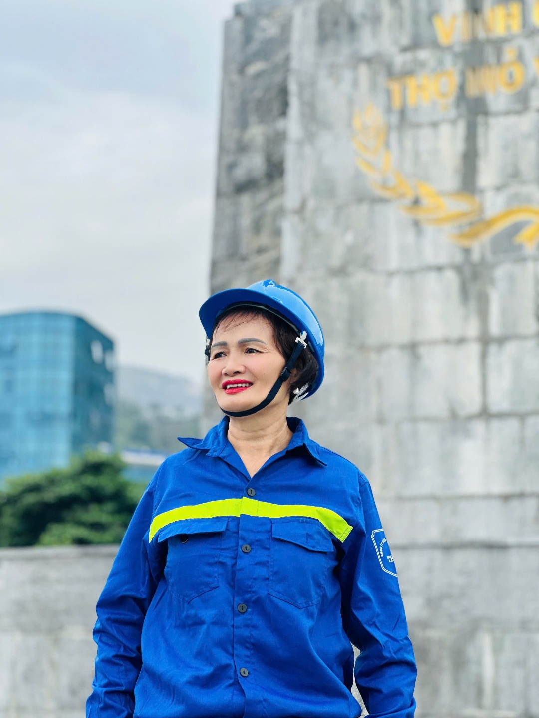 mrs thuy hoa