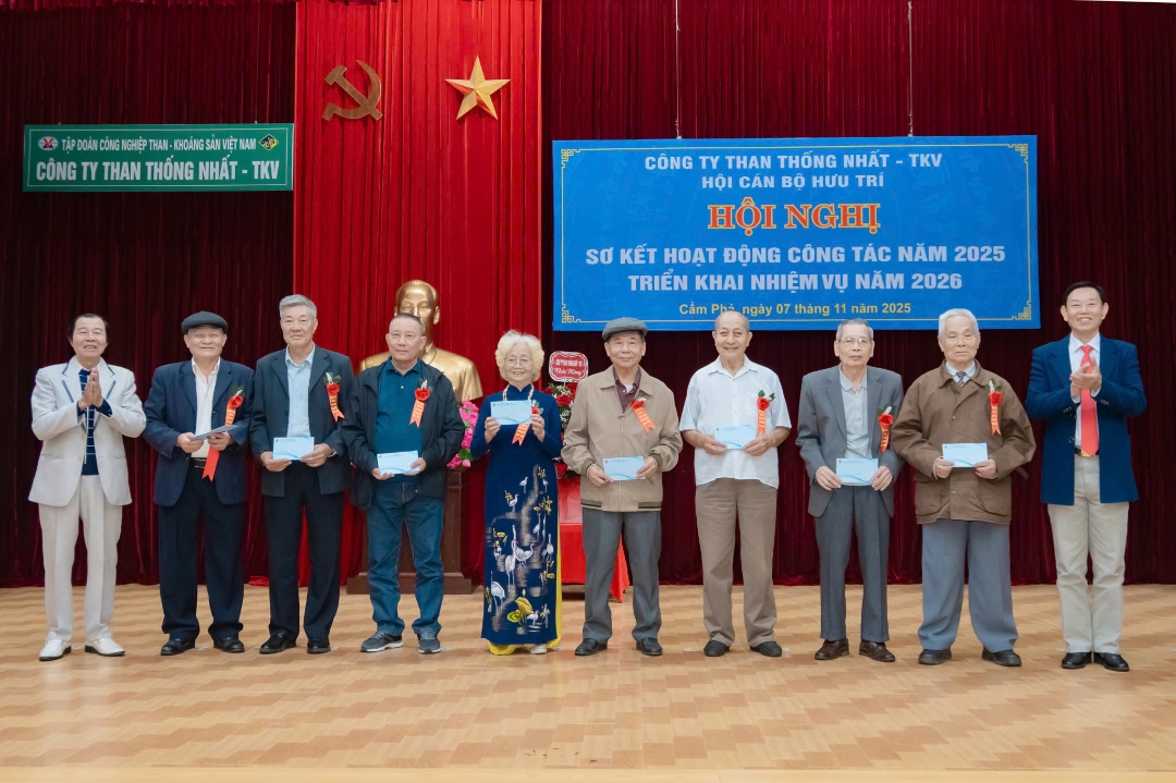 z7199261829661 1053c4e76f3f2552eb74a73d605827d8