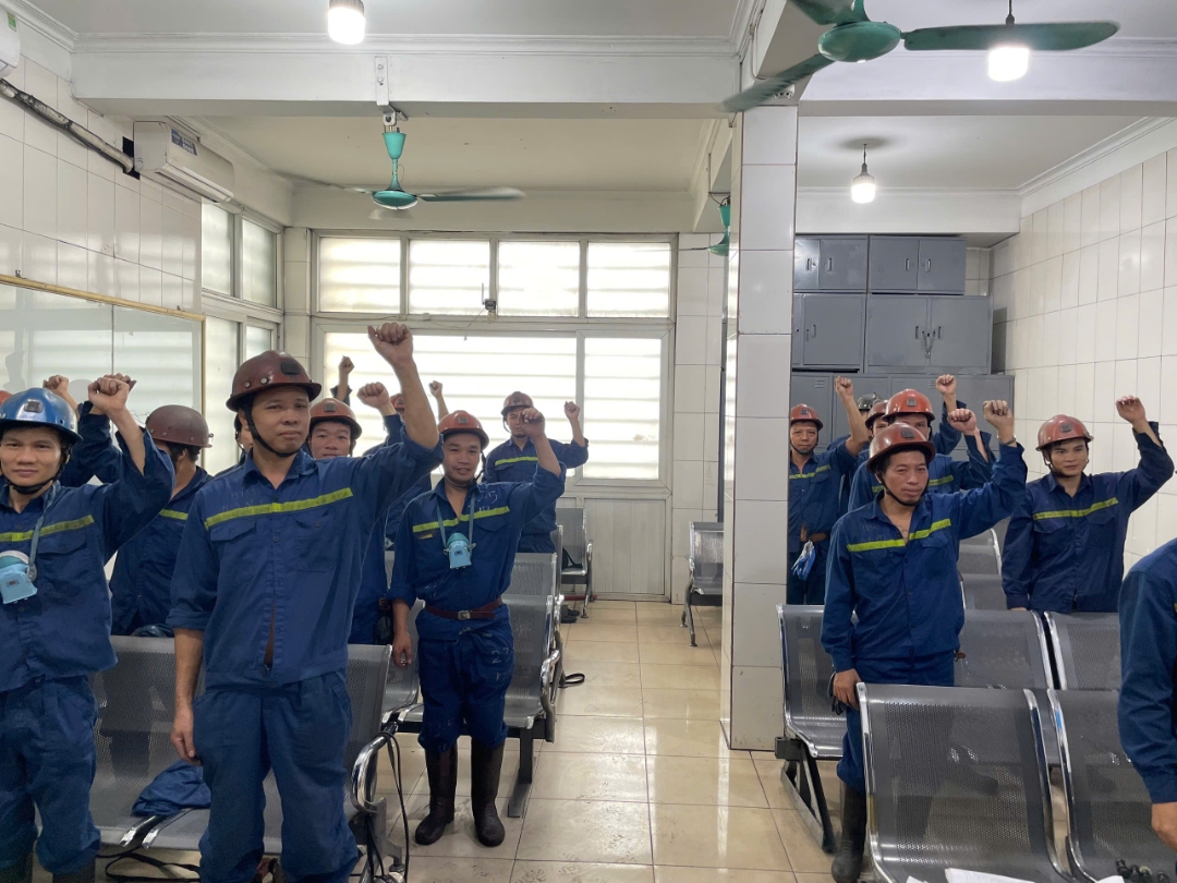 Tinh thần đoàn kết, sáng tạo giúp Phân xưởng Khai thác 7 gặt hái thành công ấn tượng trong tháng 11/2025