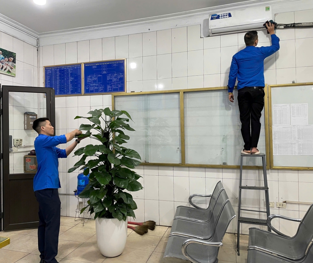 Tuổi trẻ Phân xưởng Khai thác 7: Ra quân vệ sinh môi trường chào đón năm mới 2026