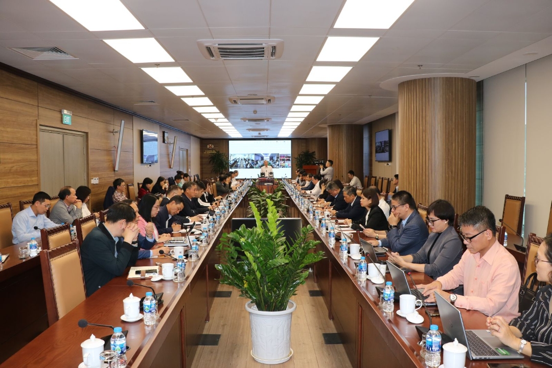Đảng ủy TKV và Đảng ủy TQN đã phối hợp chặt chẽ, kịp thời ban hành các chỉ thị, nghị quyết, quy định nhằm cụ thể hóa chủ trương của Đảng, tạo được sự đoàn kết nội bộ và duy trì đà tăng trưởng tích cực.