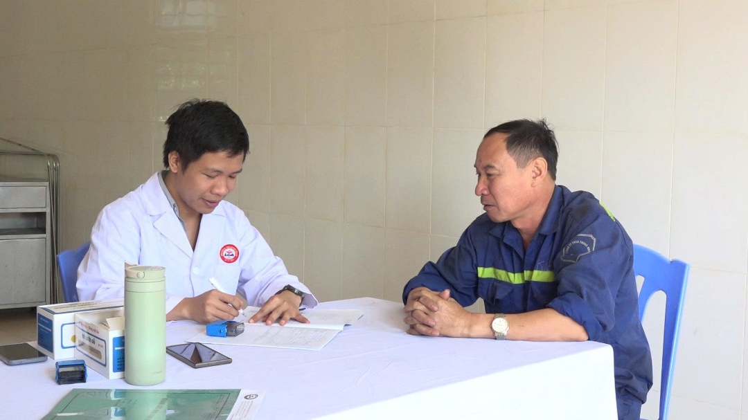 z7318032174823 21e2332ce0be96632bdb1fbd7cbaf272