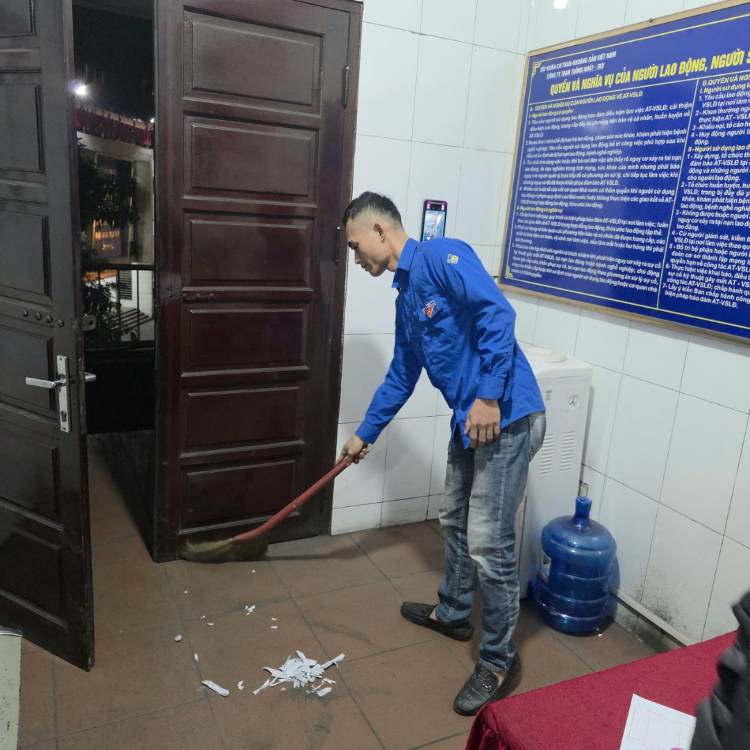 z7372569820020 80b94037a816b7fdc3a33563366cc9fd