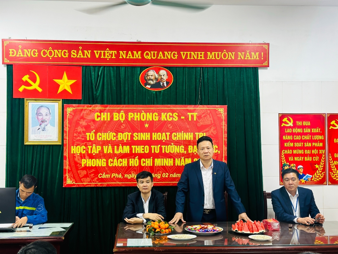 Khai xuân đầu năm Phòng KCS - TT