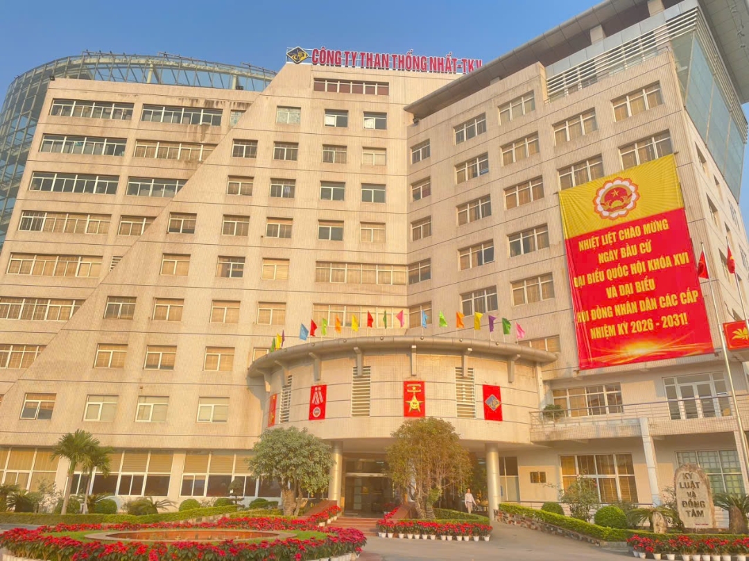 Công ty Than Thống Nhất - TKV hướng tới ngày hội của non sông đất nước