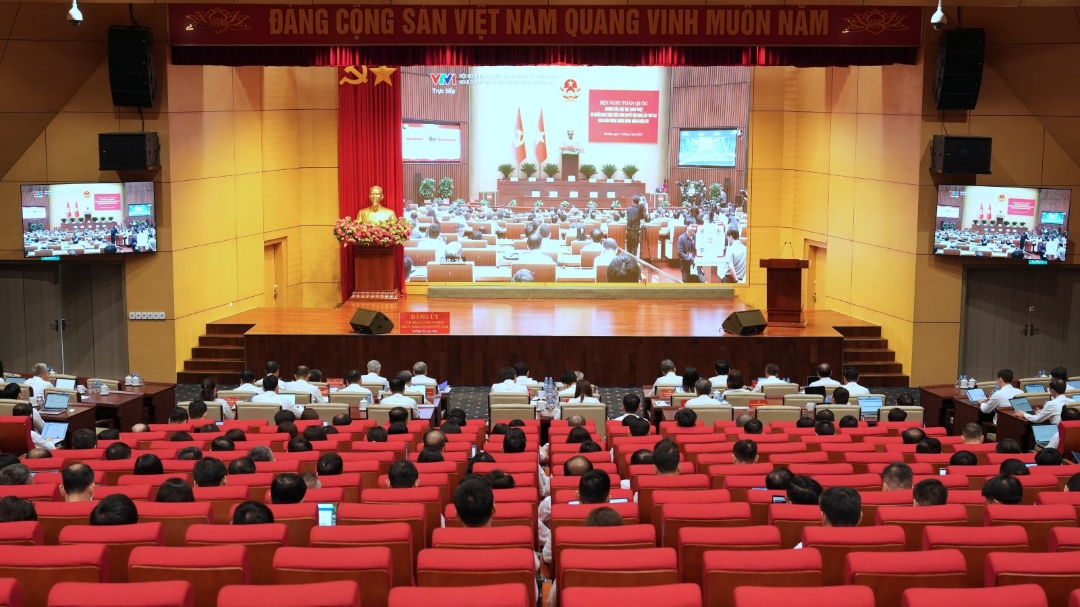 Đảng ủy TKV tham gia Hội nghị toàn quốc nghiên cứu, học tập, quán triệt và triển khai thực hiện Nghị quyết Hội nghị lần thứ hai Ban Chấp hành Trung ương Đảng khóa XIV