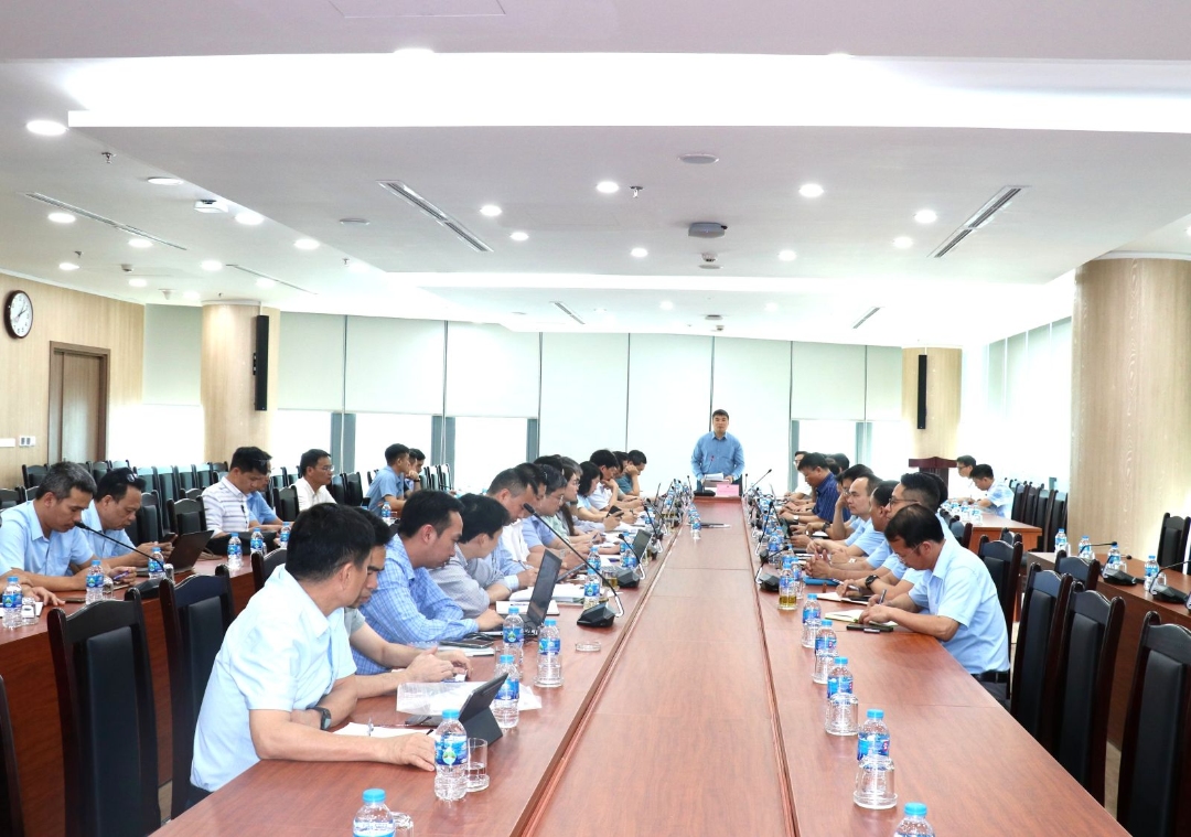 Phó TGĐ Tập đoàn Nguyễn Văn Tuân chủ trì Hội thảo rà soát, điều chỉnh Định mức tiêu hao vật tư chủ yếu trong khai thác than Hầm lò, Lộ thiên trong TKV
