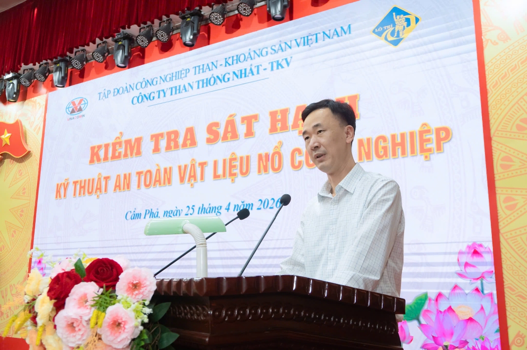 z7767329661550 82cb89ee6e265244aca12277459aeb46