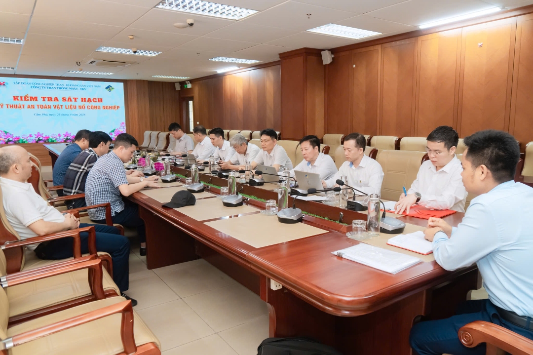 z7767329684797 814cd610e428c2d965e0ab1ec2c773c6