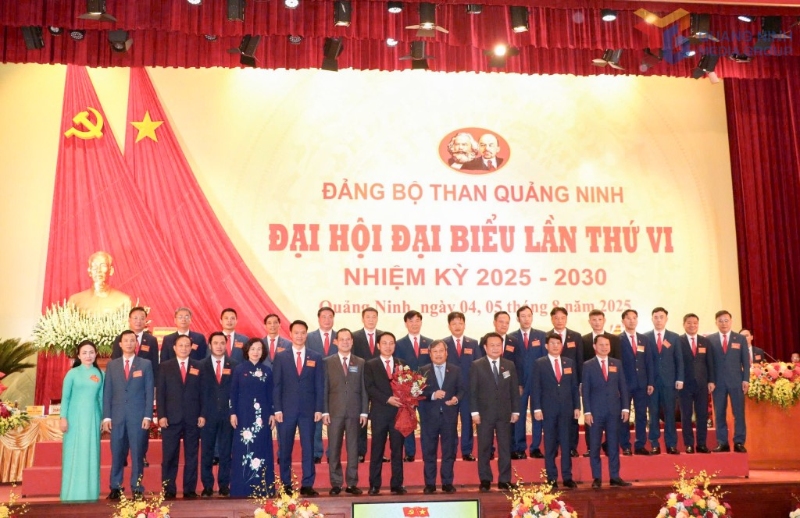 Công ty Than Thống Nhất - TKV đẩy mạnh tuyên truyền, tổ chức  các hoạt động chào mừng 30 năm Ngày thành lập Đảng bộ Than Quảng Ninh
