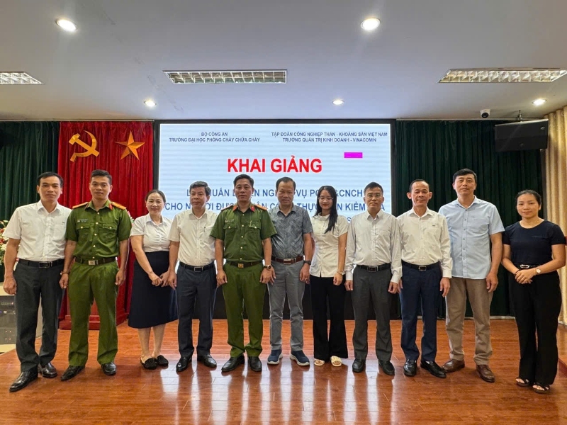 Lớp huấn luyện nghiệp vụ PCCC & CNCH tại cơ sở