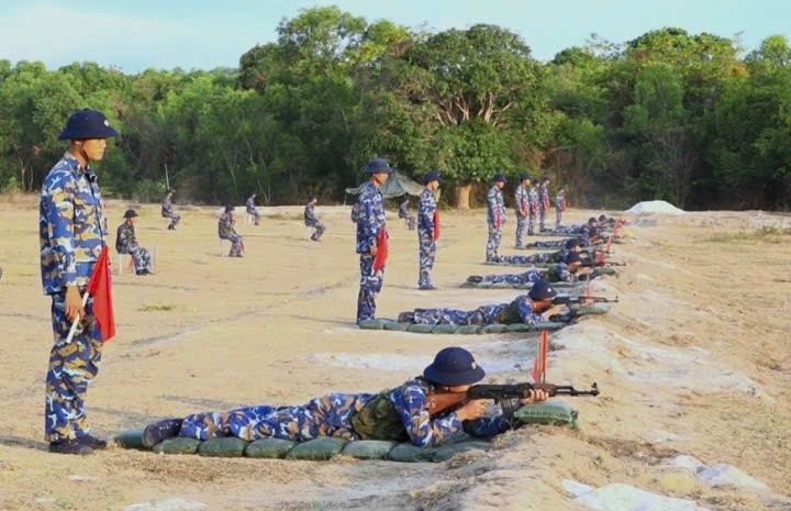 Bàn giao quân nhân dự bị động viên thực hiện nhiệm vụ huấn luyện năm 2026